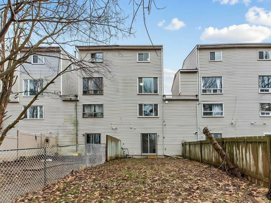 59, Scott, Letitia Heights, Barrie