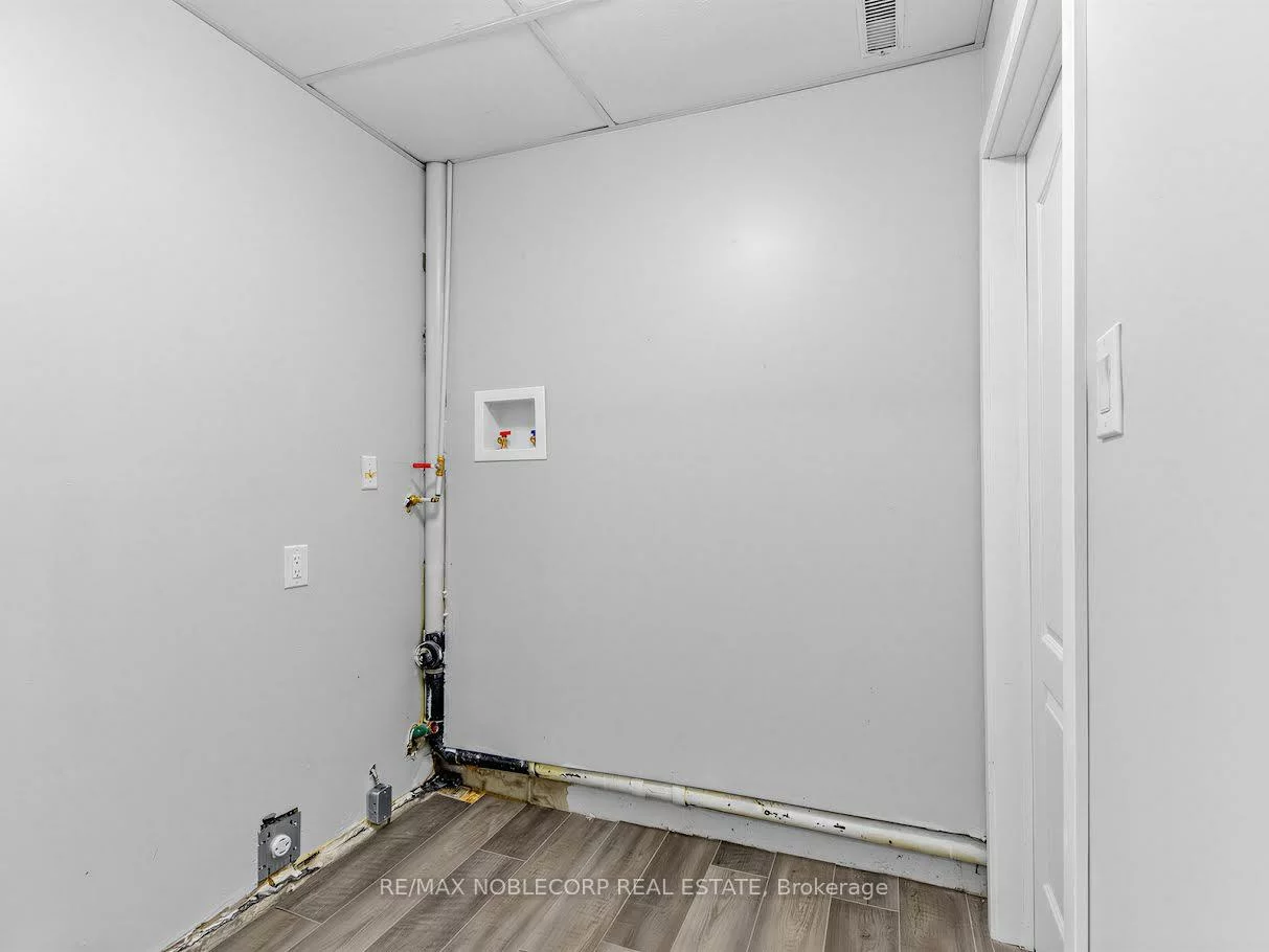 59, Scott, Letitia Heights, Barrie