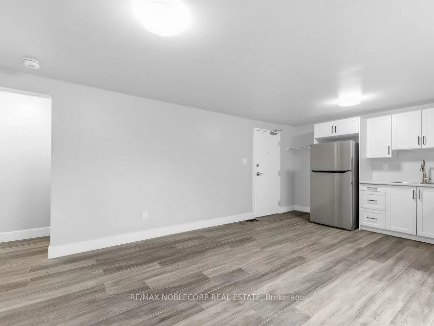 59, Scott, Letitia Heights, Barrie