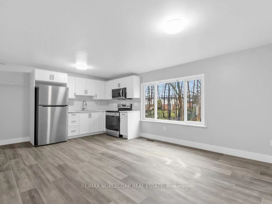 59, Scott, Letitia Heights, Barrie