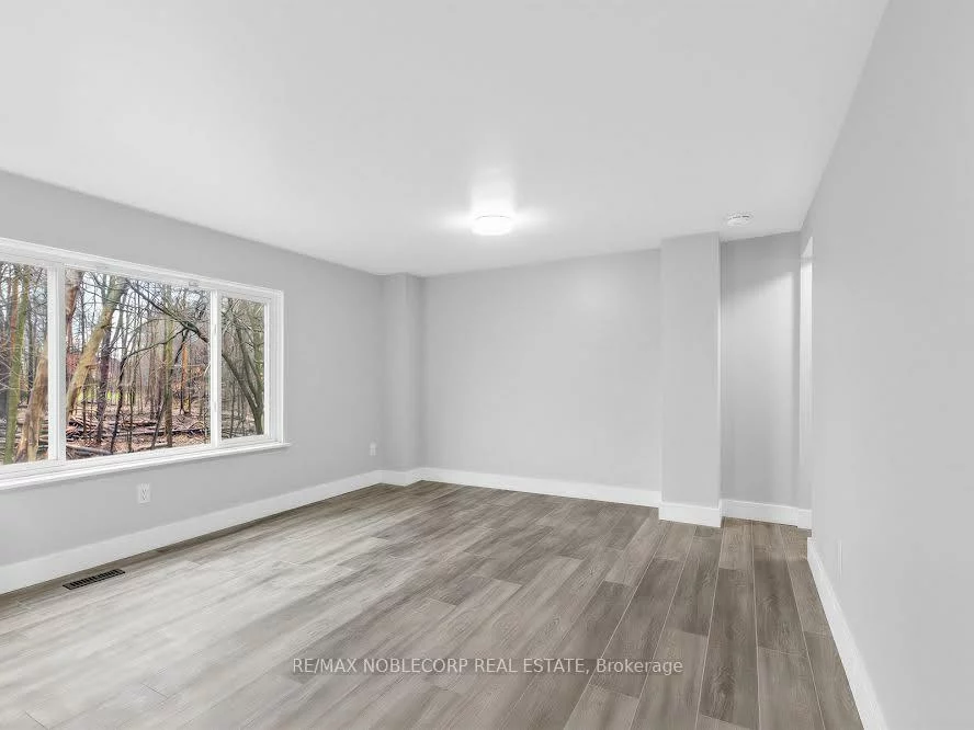 59, Scott, Letitia Heights, Barrie