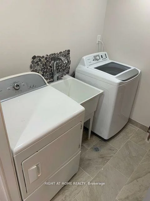 362, Dunsmore, Georgian Drive, Barrie