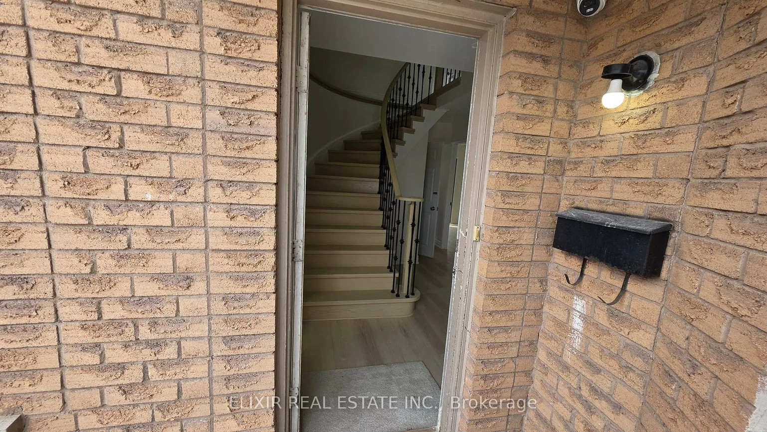 41, BLAIR, Grove East, Barrie