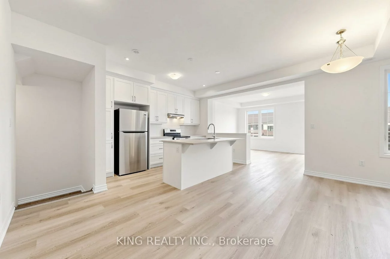 106, Yorkshire, Rural Barrie Southeast, Barrie