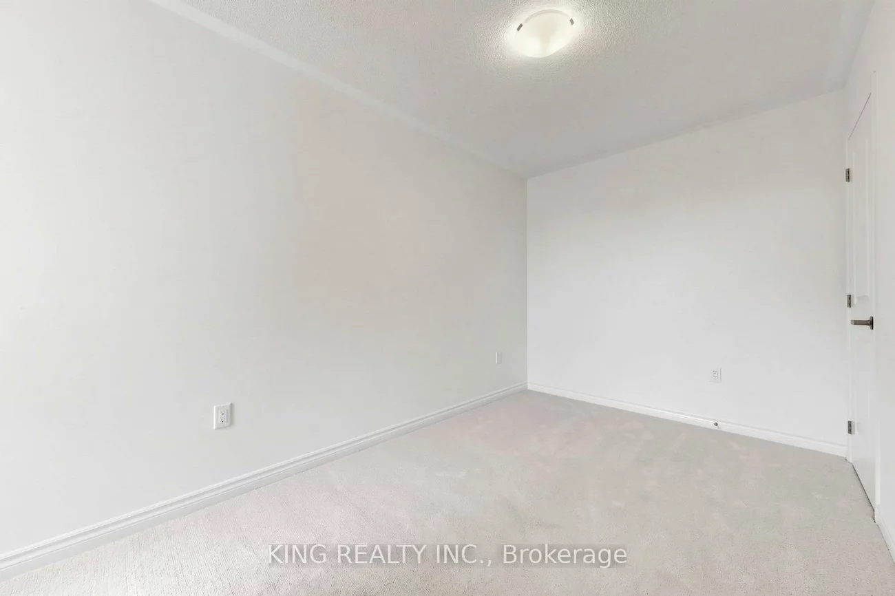 106, Yorkshire, Rural Barrie Southeast, Barrie