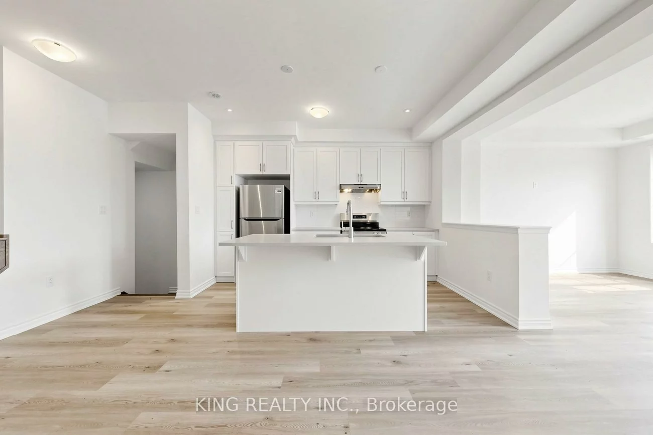 106, Yorkshire, Rural Barrie Southeast, Barrie