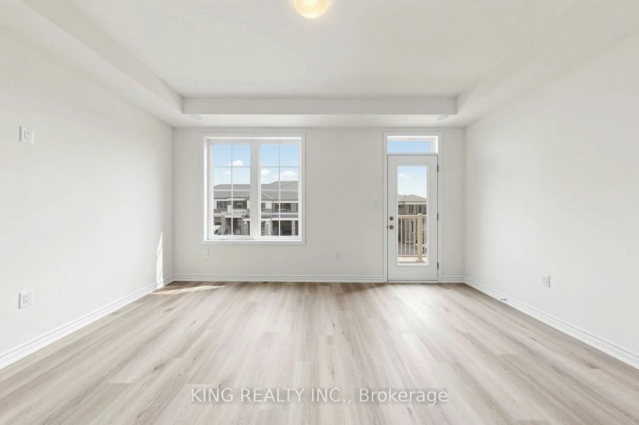 106, Yorkshire, Rural Barrie Southeast, Barrie