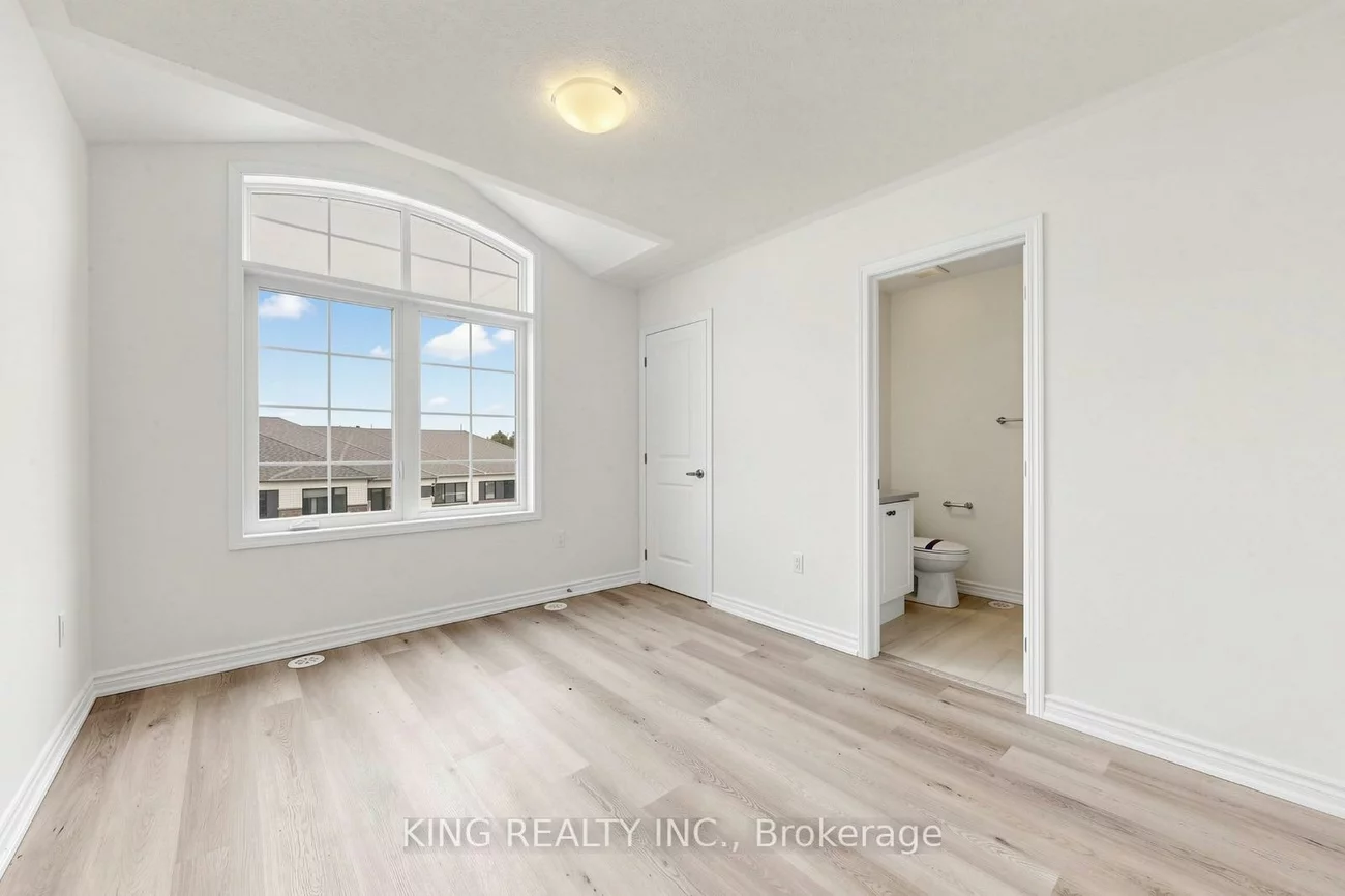 106, Yorkshire, Rural Barrie Southeast, Barrie