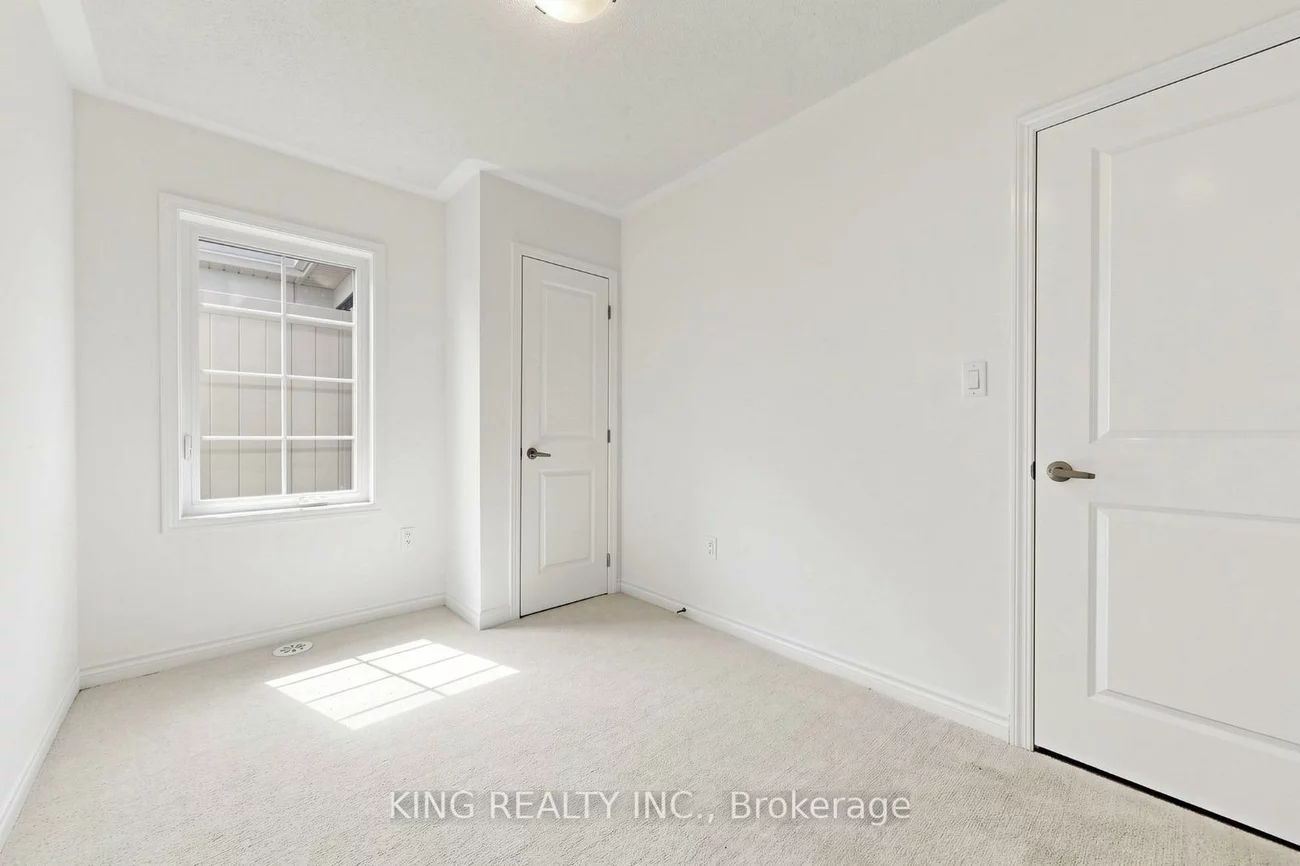 106, Yorkshire, Rural Barrie Southeast, Barrie