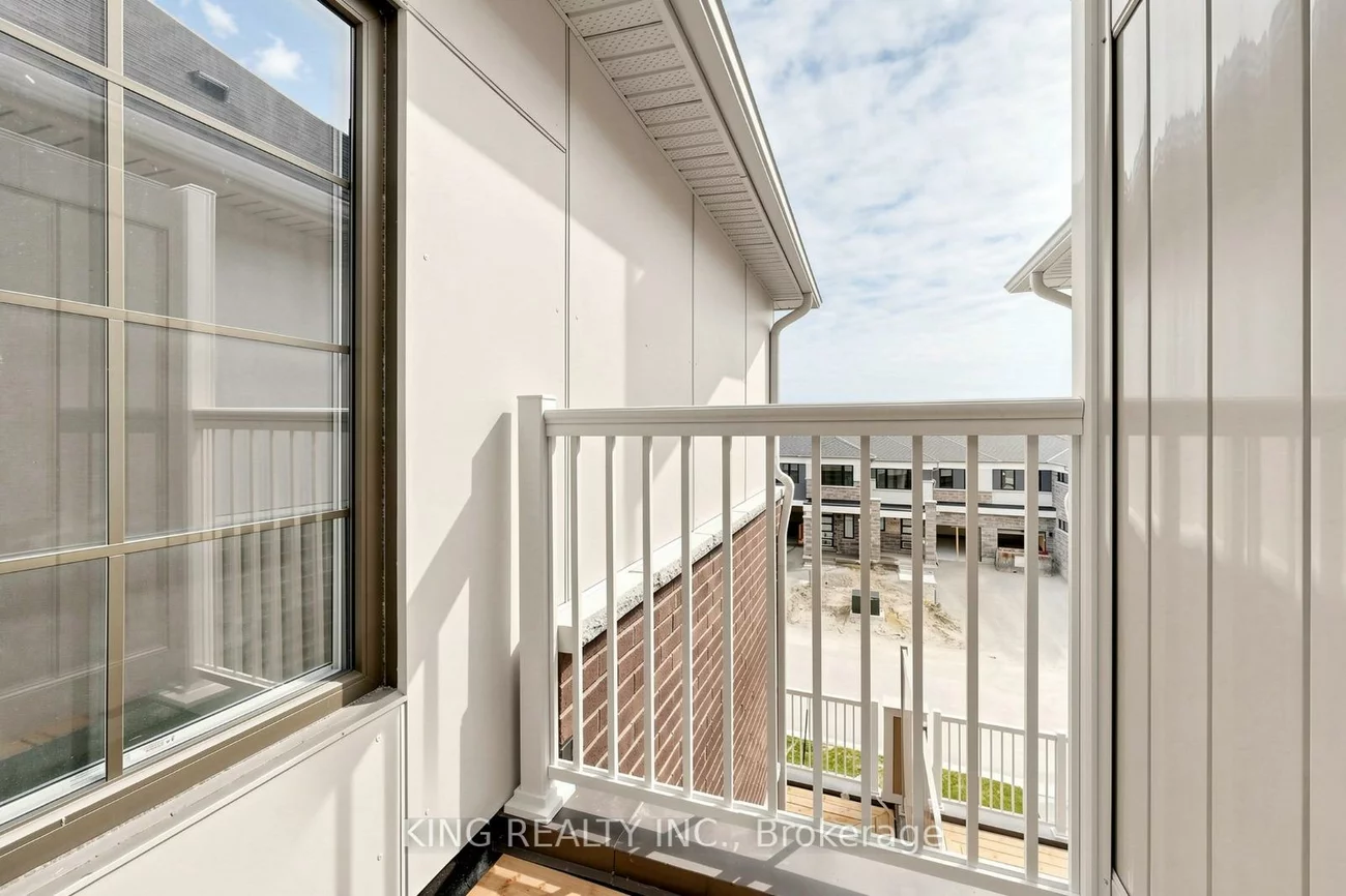 106, Yorkshire, Rural Barrie Southeast, Barrie