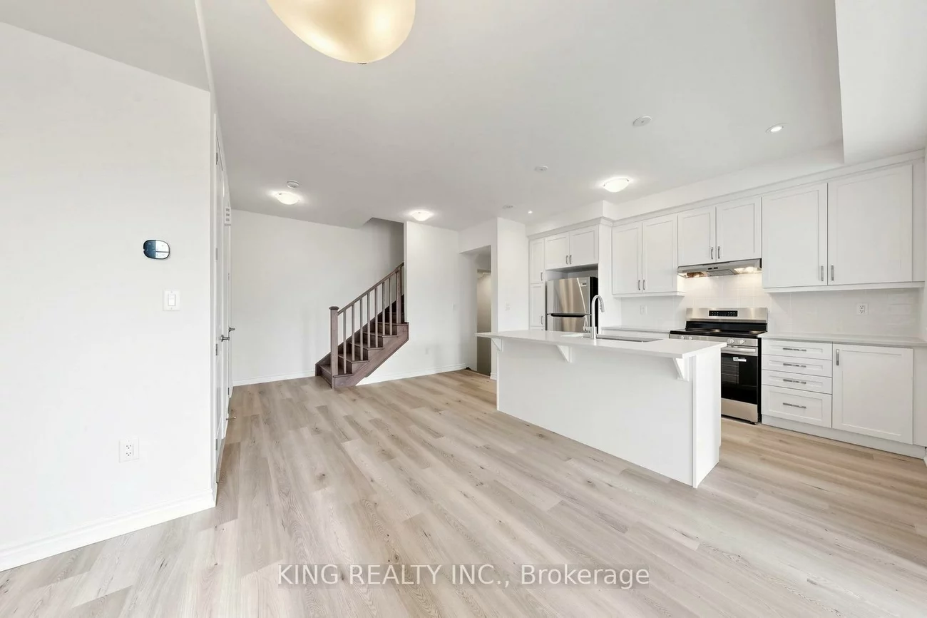 106, Yorkshire, Rural Barrie Southeast, Barrie