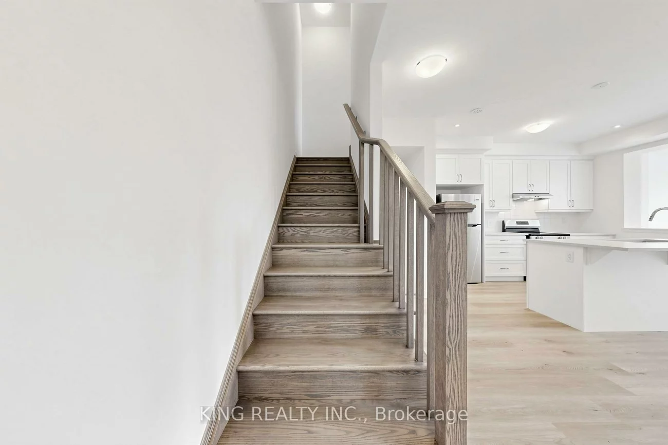 106, Yorkshire, Rural Barrie Southeast, Barrie