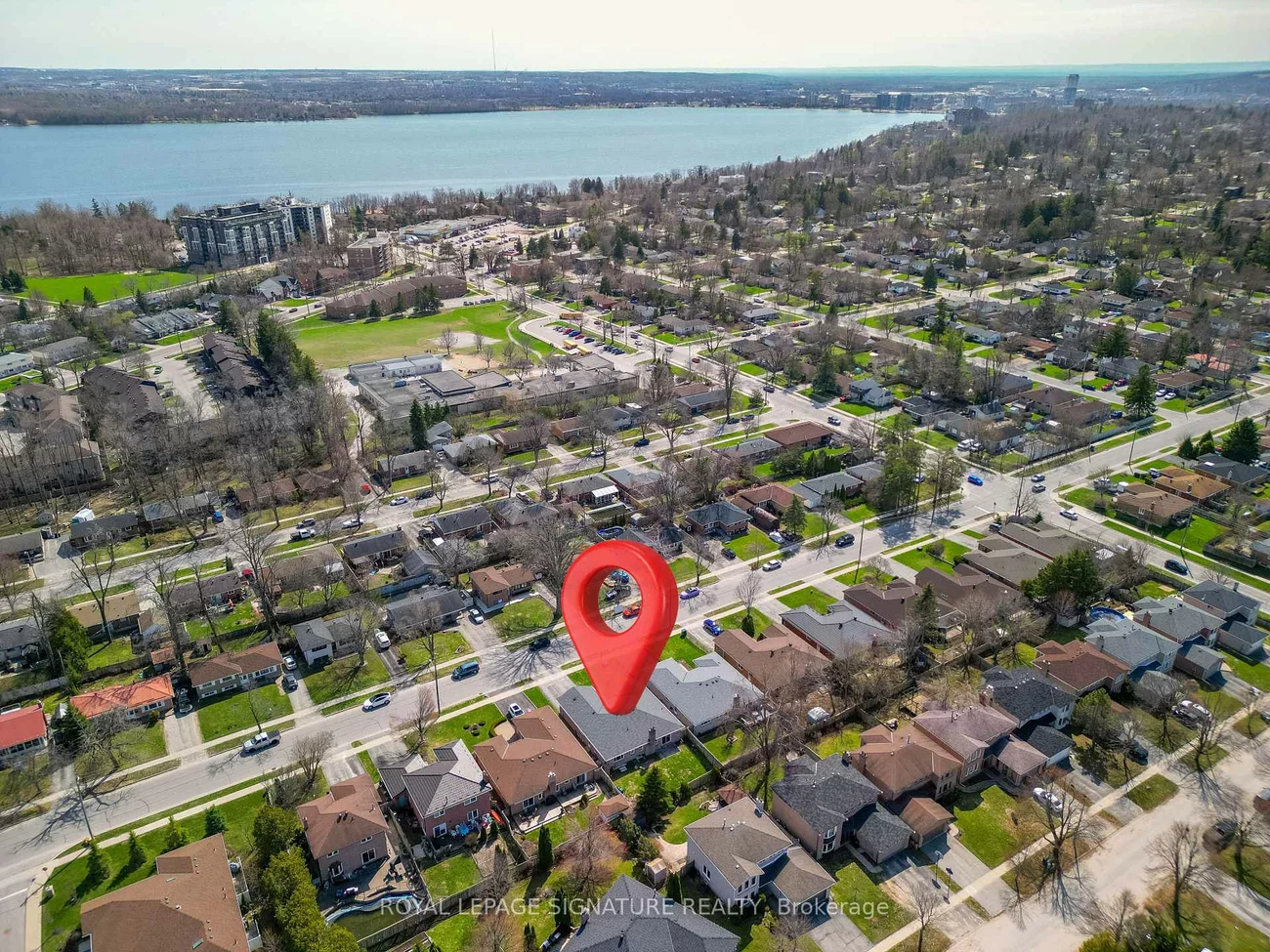 208, Steel, Grove East, Barrie