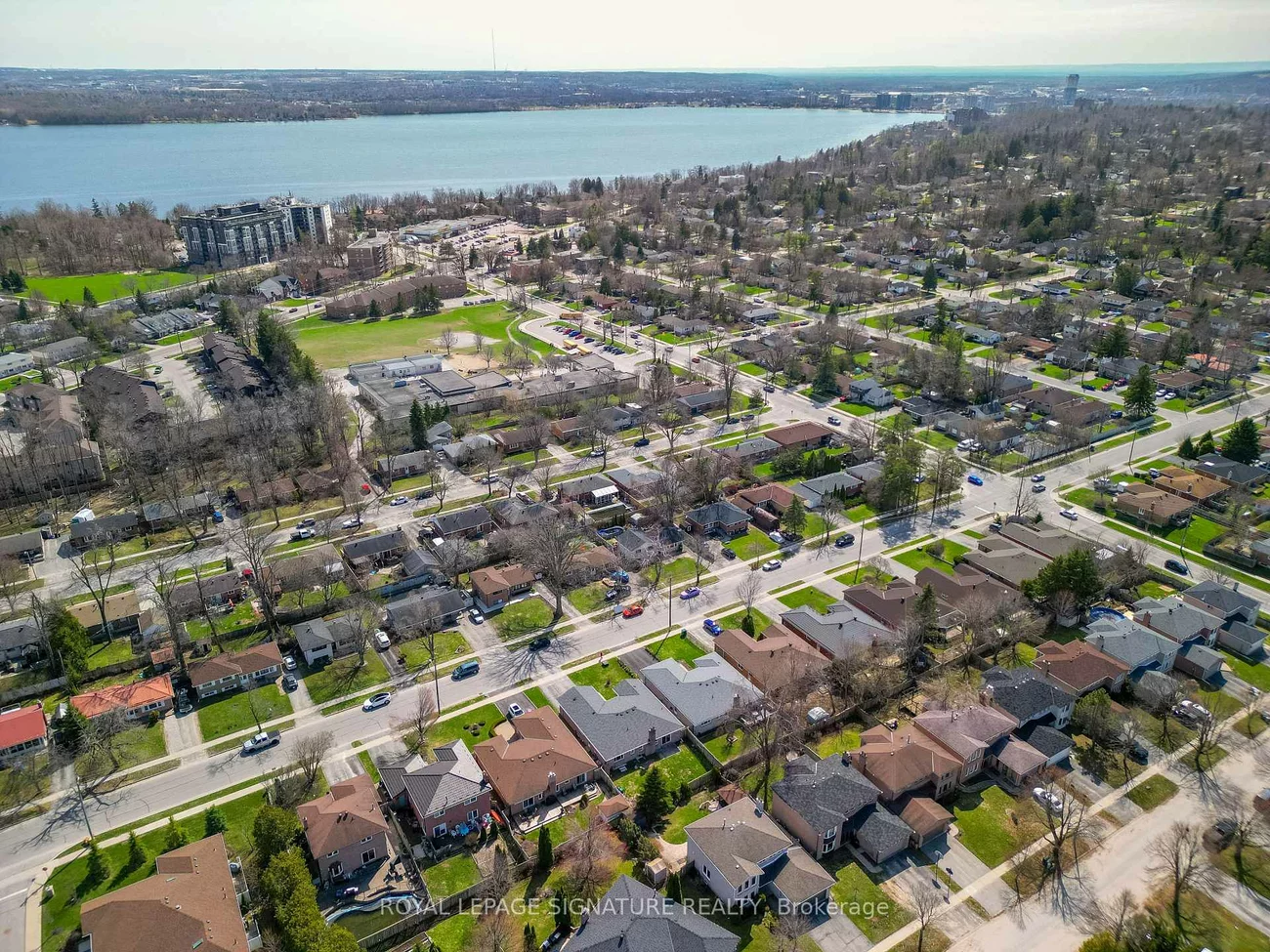 208, Steel, Grove East, Barrie