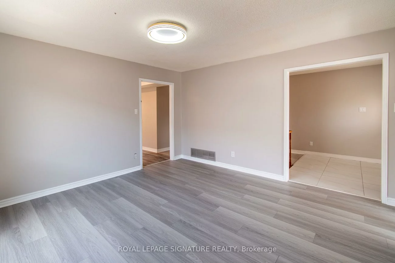 208, Steel, Grove East, Barrie