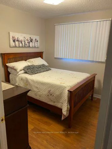 133, Monique, East Bayfield, Barrie