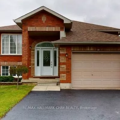 133, Monique, East Bayfield, Barrie