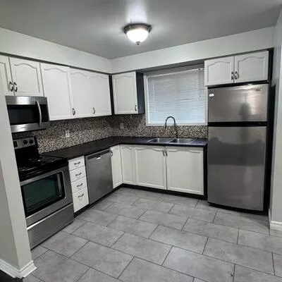 39, Red Oak, Holly, Barrie