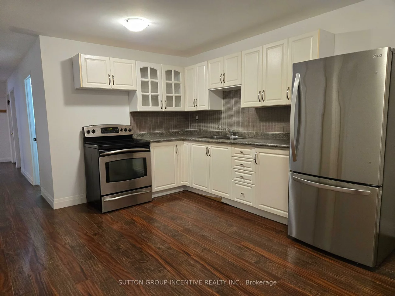 211, Cliff, South Shore, Barrie