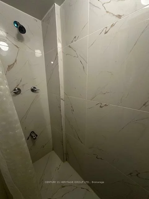 380, Georgian, 400 East, Barrie