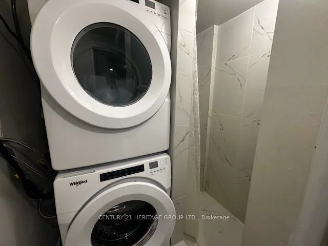 380, Georgian, 400 East, Barrie