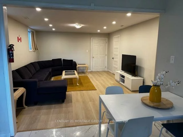 380, Georgian, 400 East, Barrie