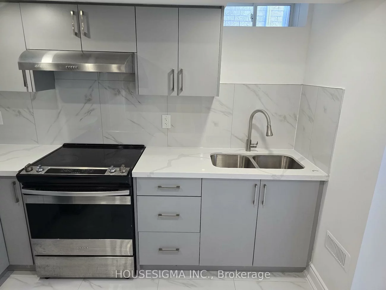 18, Shepherd, Painswick South, Barrie