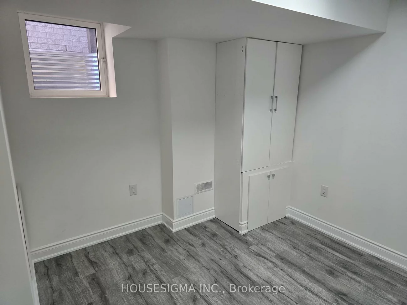 18, Shepherd, Painswick South, Barrie