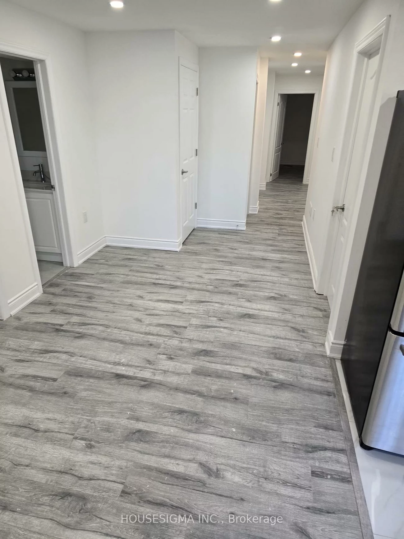 18, Shepherd, Painswick South, Barrie