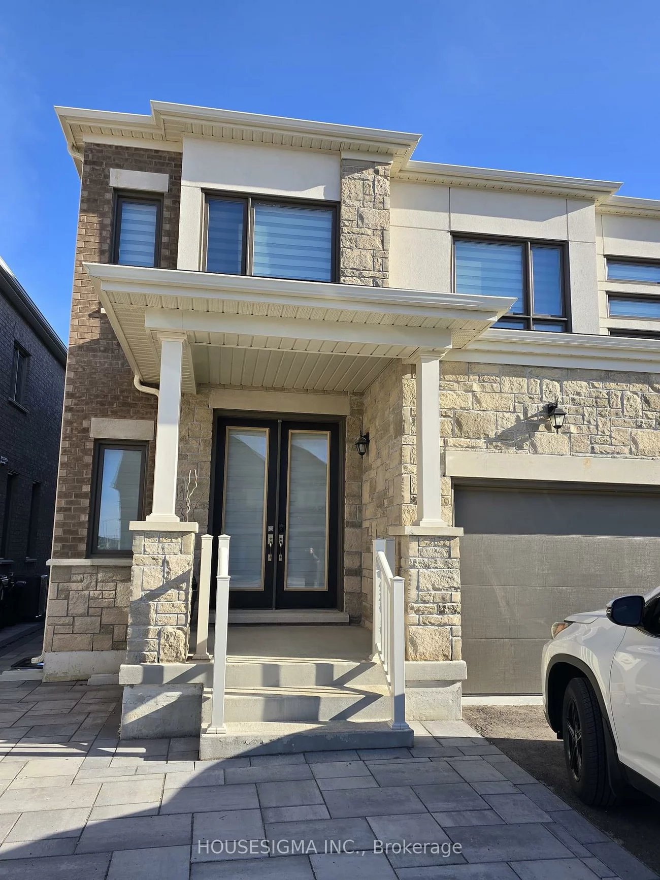 18, Shepherd, Painswick South, Barrie