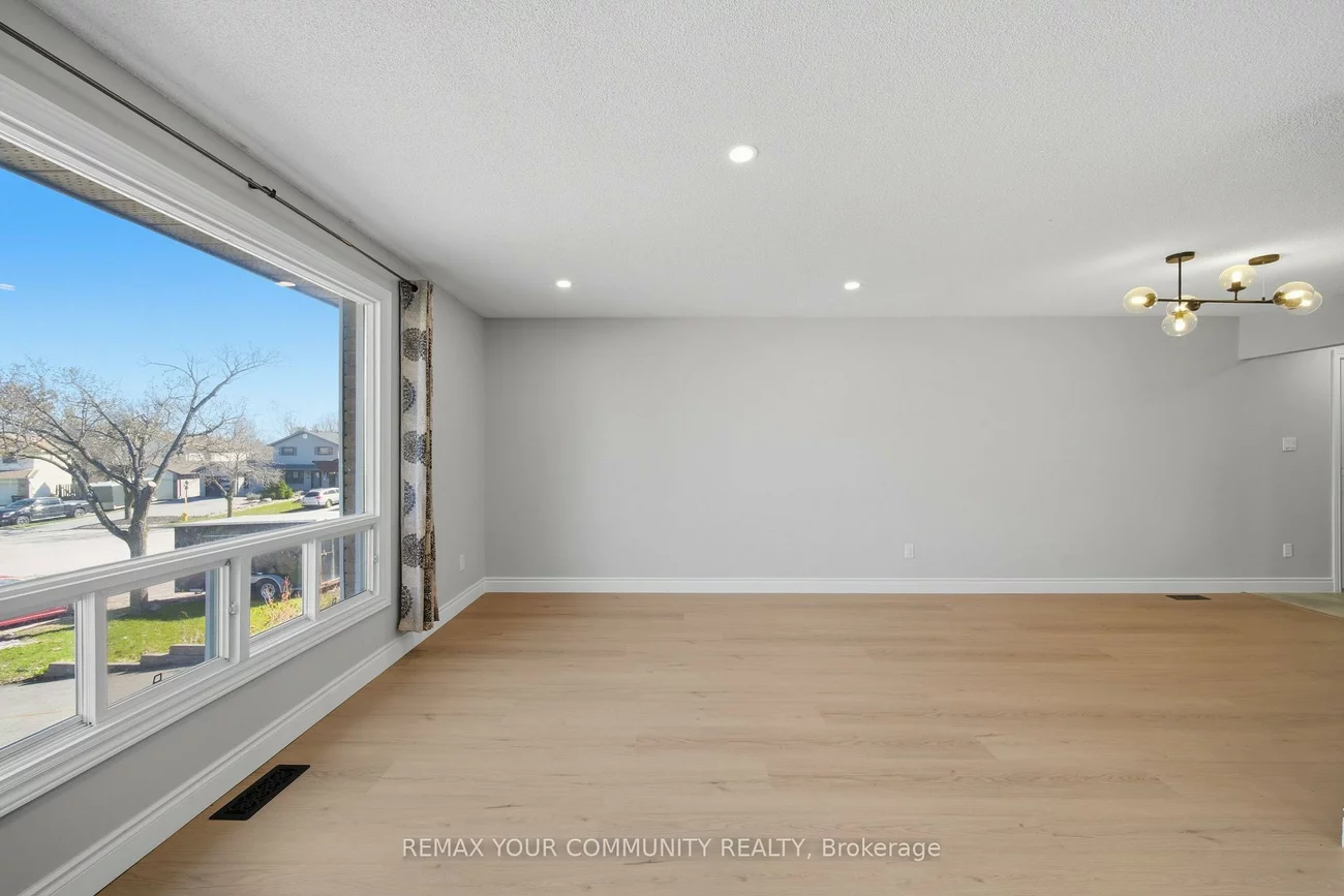 56, McConkey, Allandale Heights, Barrie