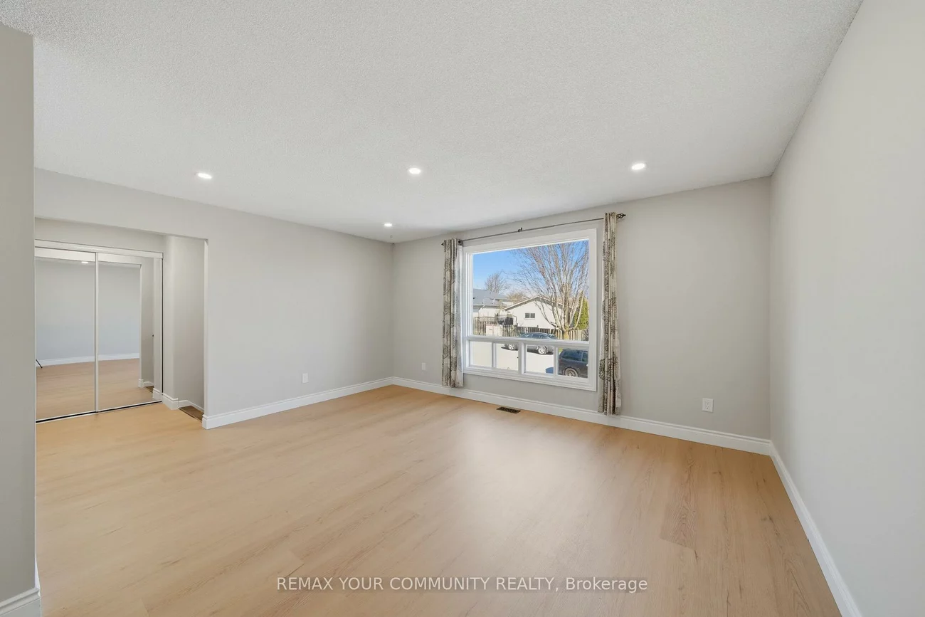 56, McConkey, Allandale Heights, Barrie