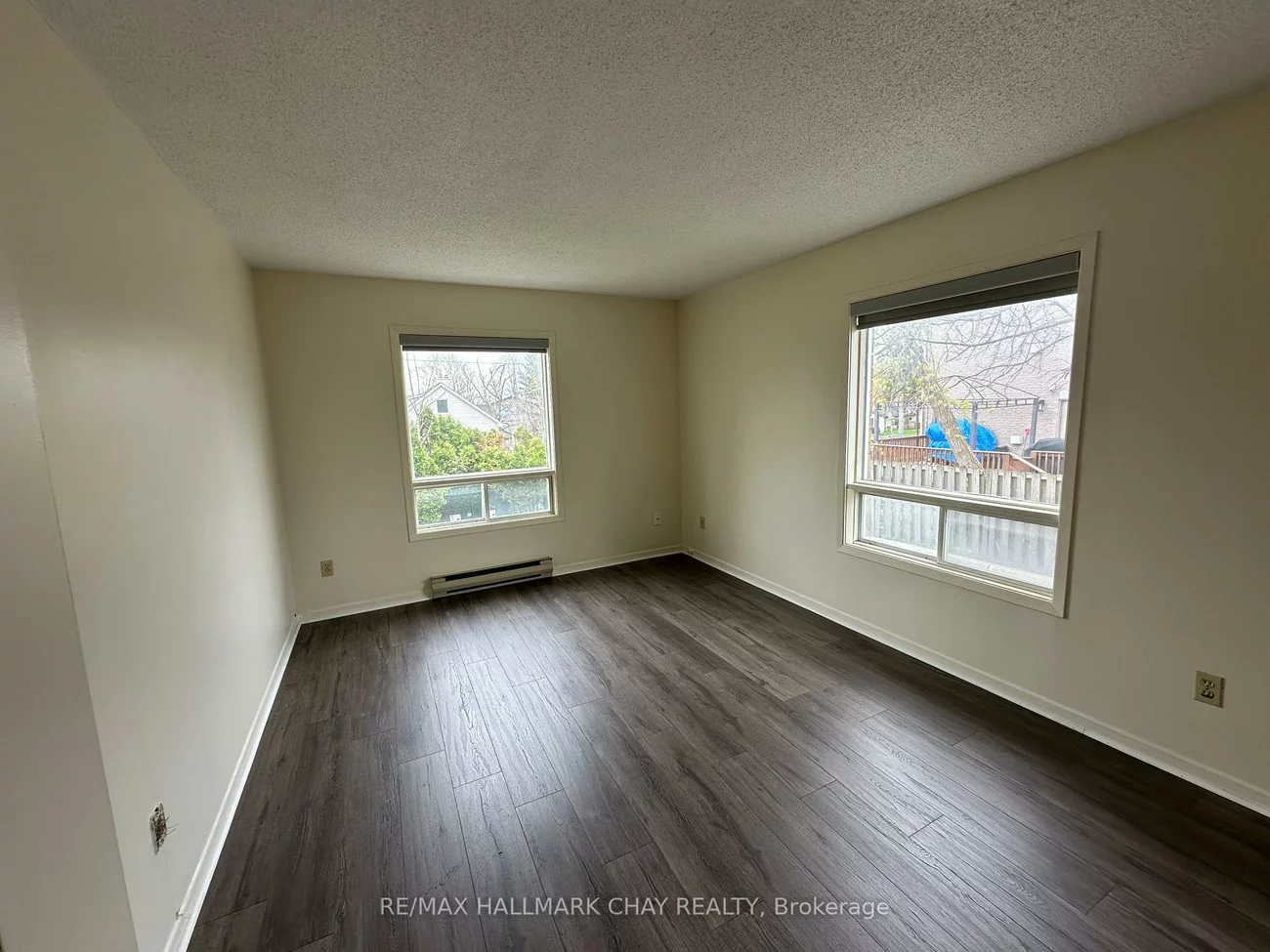 80, Grove, Wellington, Barrie