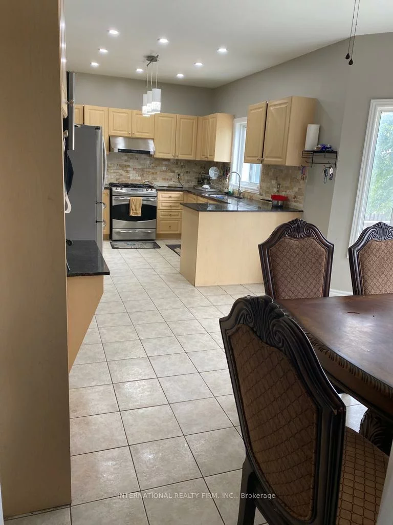 8, CHELTENHAM, Georgian Drive, Barrie