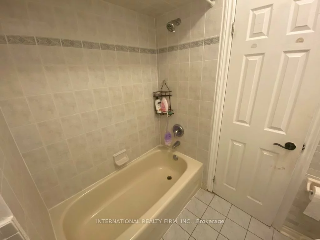 8, CHELTENHAM, Georgian Drive, Barrie