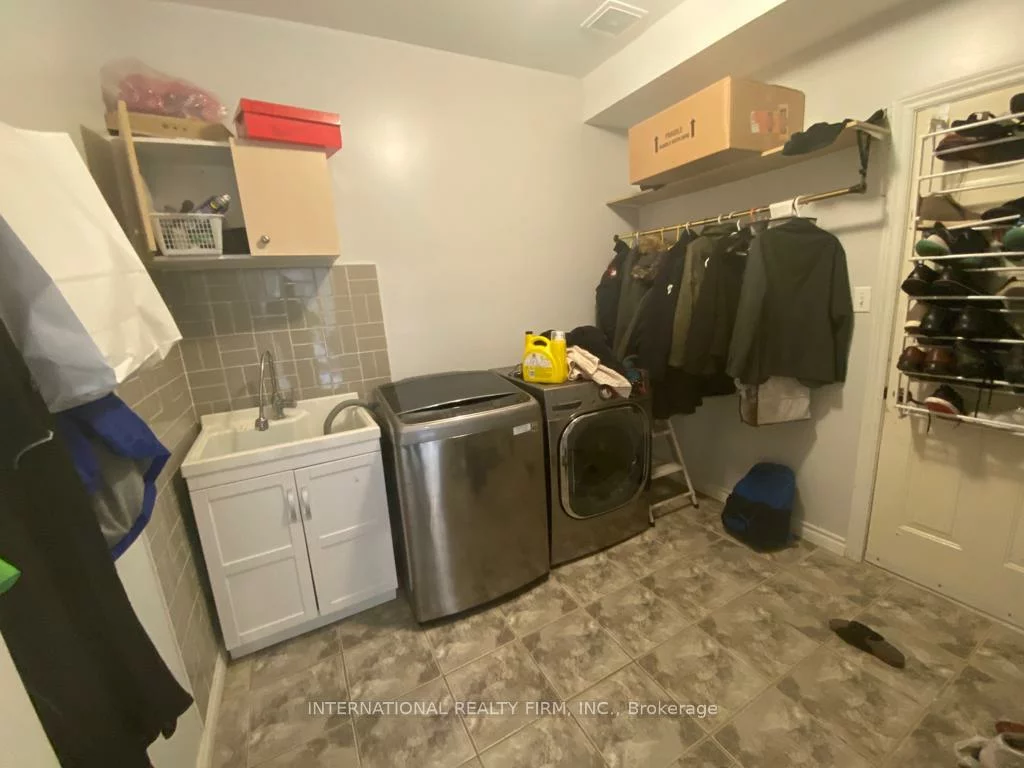 8, CHELTENHAM, Georgian Drive, Barrie