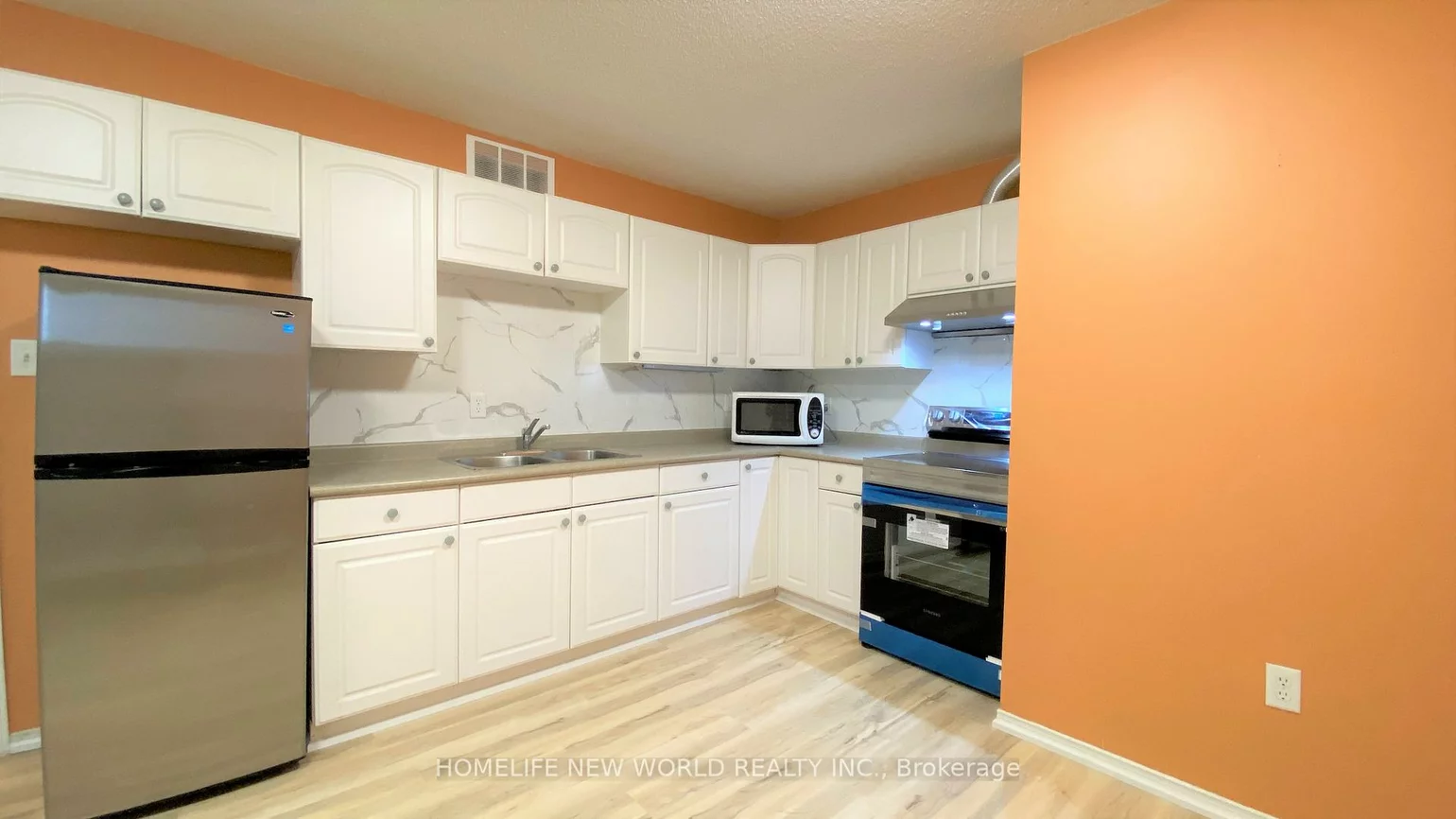 18, Ambler Bay, Georgian Drive, Barrie
