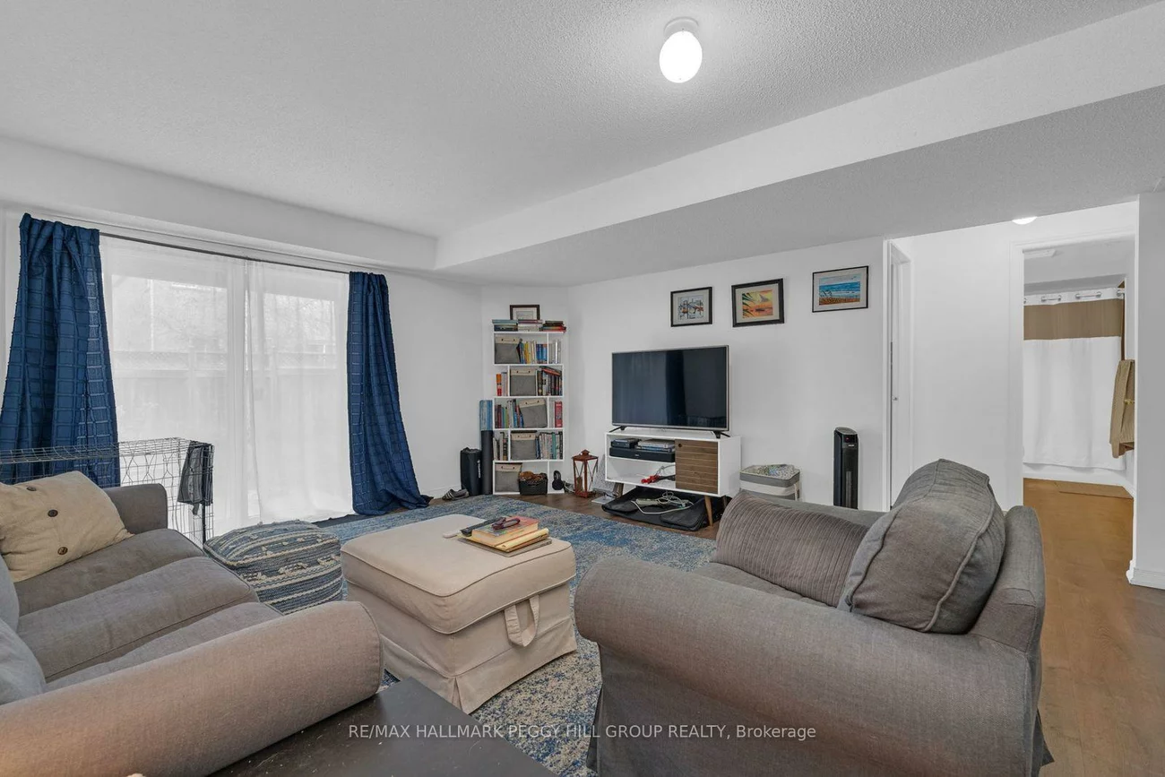 194, Country, Painswick South, Barrie