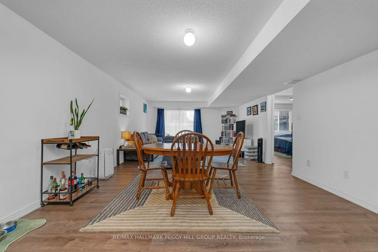 194, Country, Painswick South, Barrie