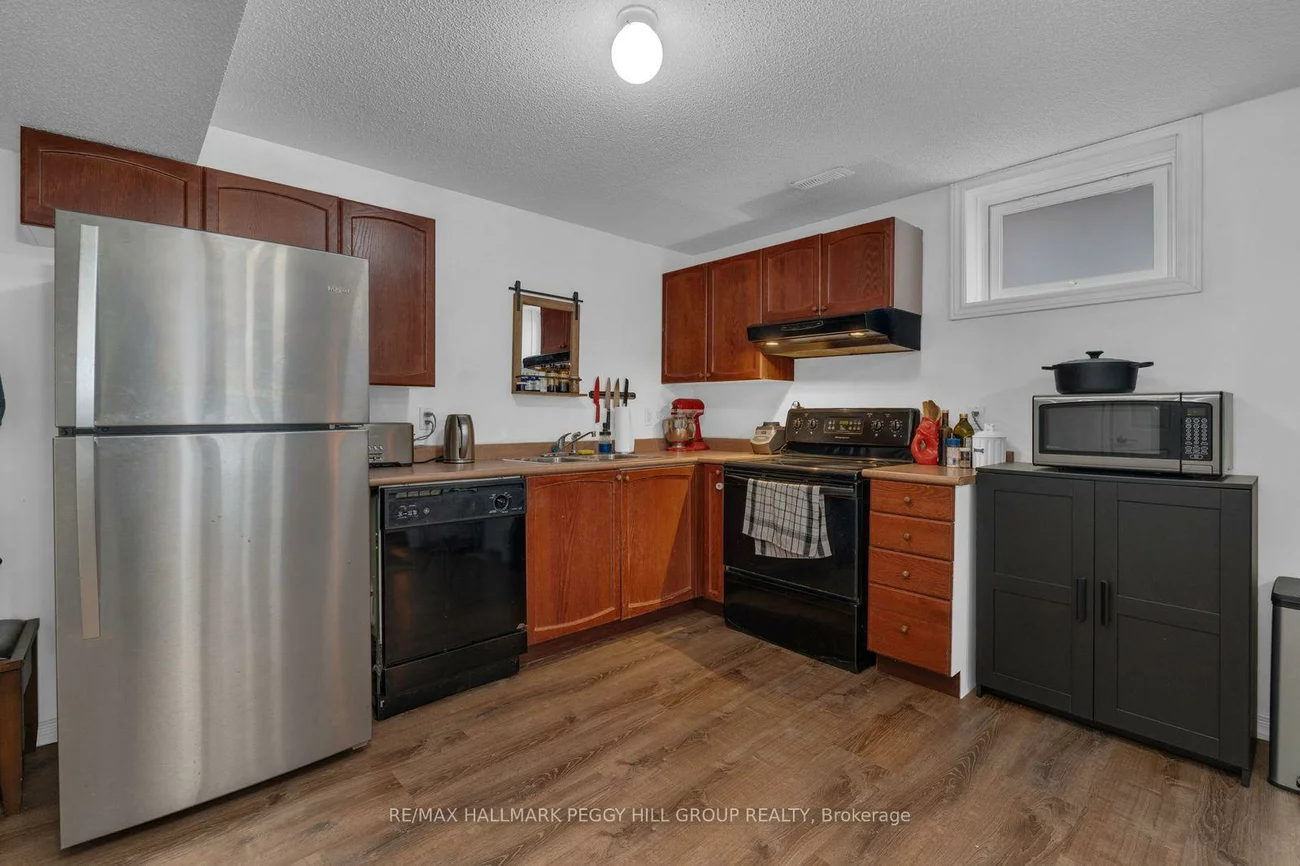 194, Country, Painswick South, Barrie