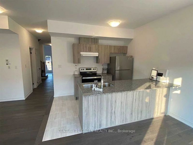135, Turnberry, Painswick South, Barrie