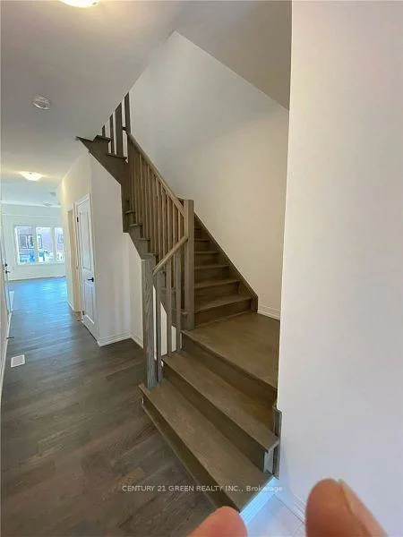 135, Turnberry, Painswick South, Barrie
