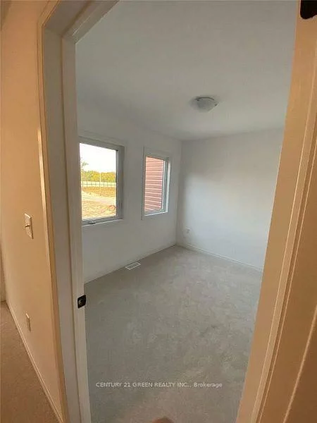 135, Turnberry, Painswick South, Barrie