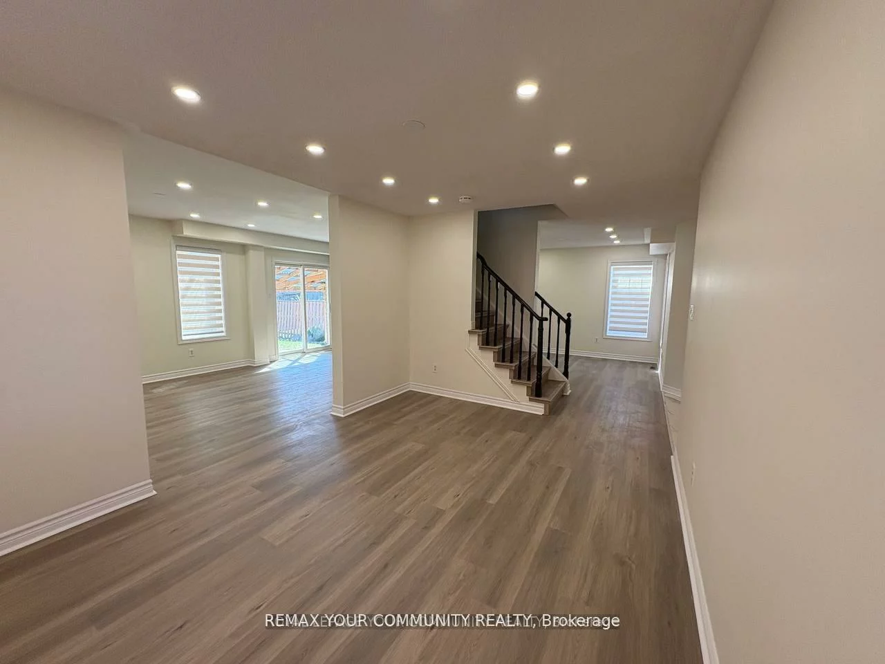 52, Stanley, East Bayfield, Barrie