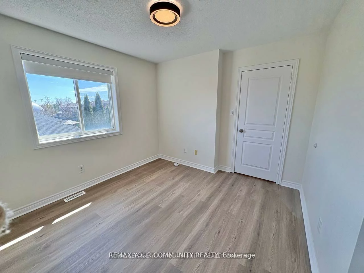 52, Stanley, East Bayfield, Barrie