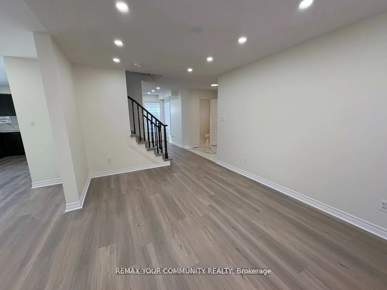 52, Stanley, East Bayfield, Barrie