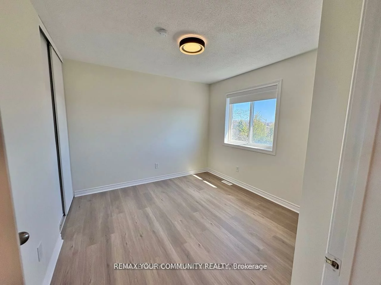 52, Stanley, East Bayfield, Barrie