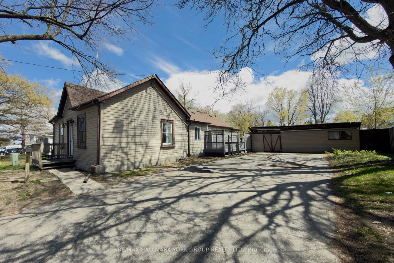165, Anne, Allandale Centre, Barrie