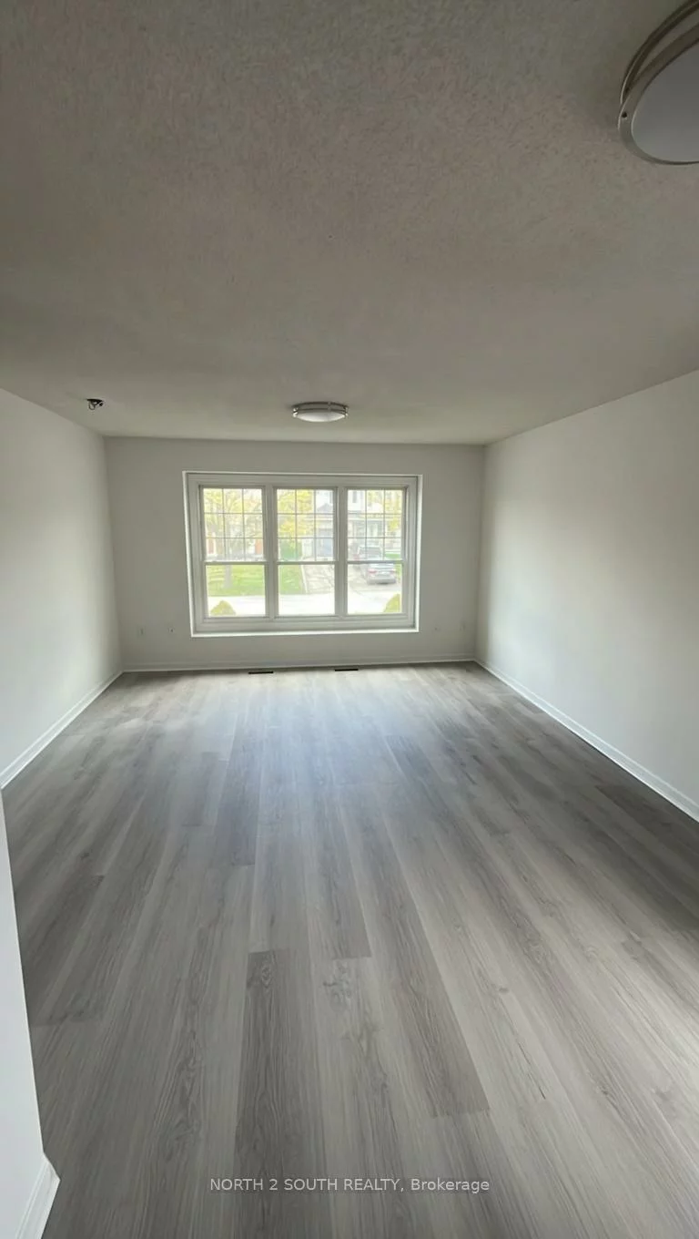 39, Knicely, Painswick North, Barrie