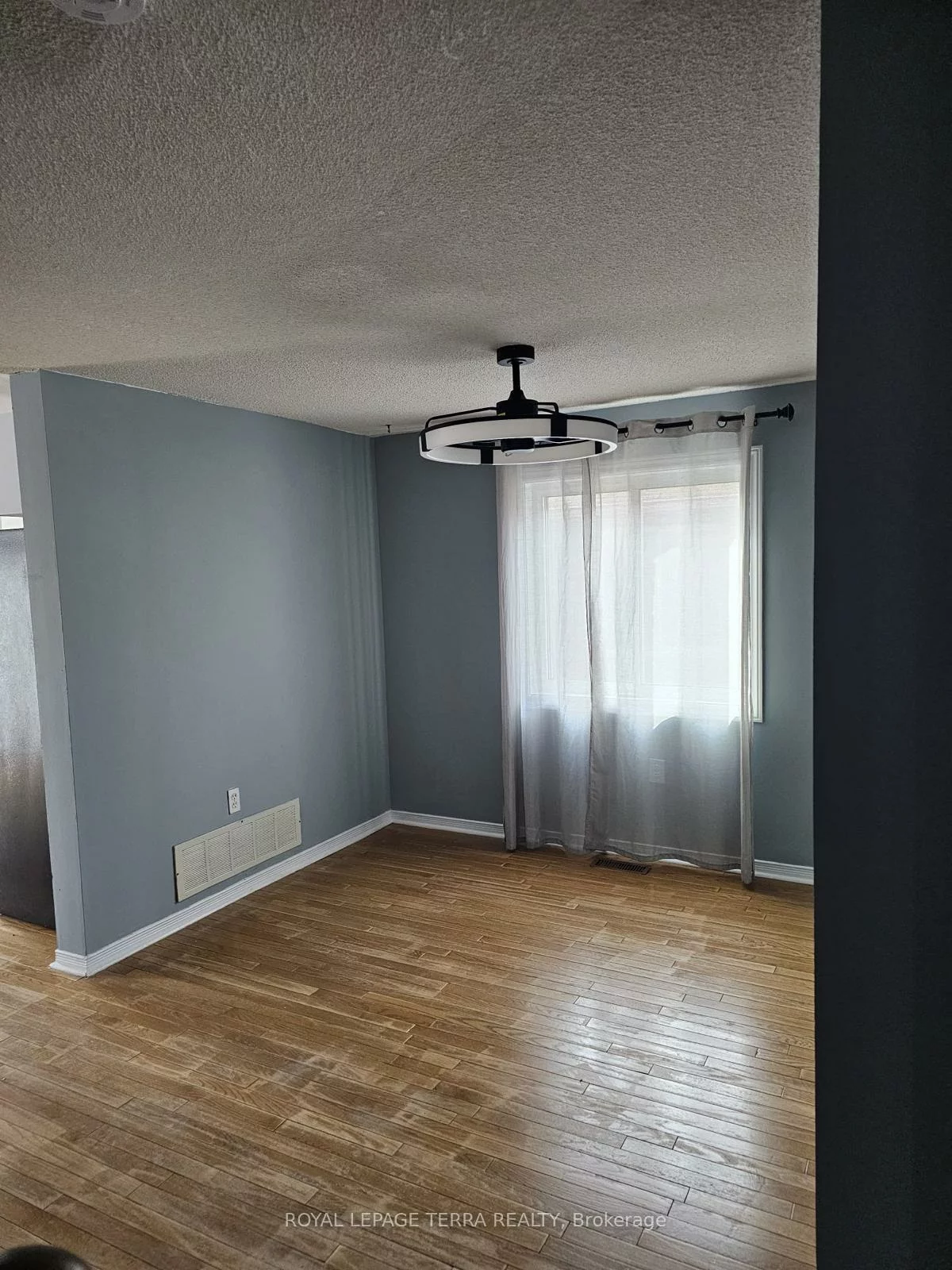 23, Ferguson, Northwest, Barrie